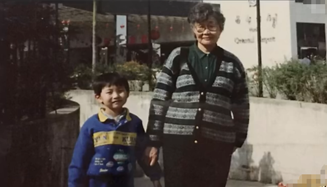 张若昀父亲公司经营异常,系公示信息作假,此前被强制执行2.9亿休闲区蓝鸢梦想 - Www.slyday.coM 张若昀父亲公司经营异常,系公示信息作假,此前被强制执行2.9亿休闲区蓝鸢梦想 - Www.slyday.coM