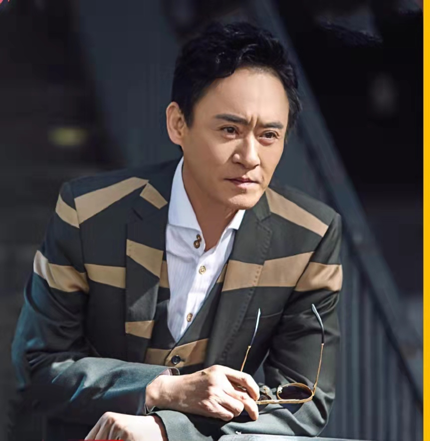 慕容复换上民国装，变大叔也魅力不减，老一代美男永远禁得起考验