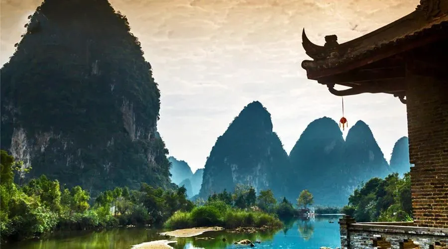 与越南相连,有独特的山水和民俗,这个广西小城你去过吗?
