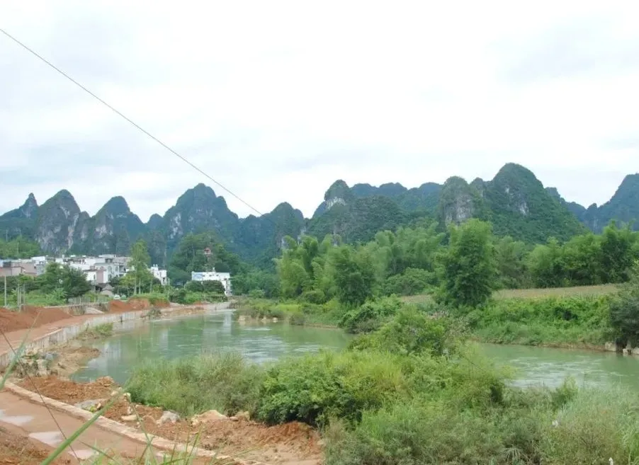 与越南相连，有独特的山水和民俗，这个广西小城你去过吗？