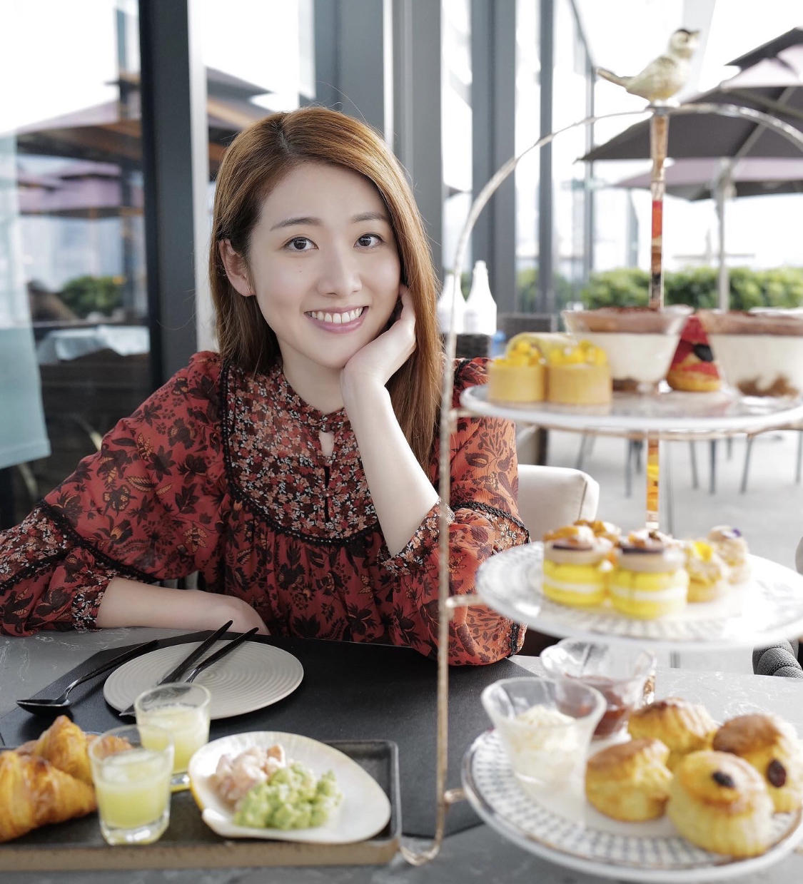 邓佩仪回<a href=