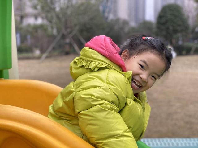 班主任检查学生秋裤:暖心的好老师,值得学生惦念一辈子休闲区蓝鸢梦想 - Www.slyday.coM 班主任检查学生秋裤:暖心的好老师,值得学生惦念一辈子休闲区蓝鸢梦想 - Www.slyday.coM