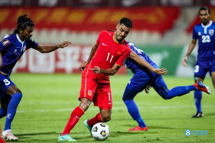 东体:李铁可能对阿曼排张玉宁、阿兰和洛国富组合,武磊是变数休闲区蓝鸢梦想 - Www.slyday.coM 东体:李铁可能对阿曼排张玉宁、阿兰和洛国富组合,武磊是变数休闲区蓝鸢梦想 - Www.slyday.coM