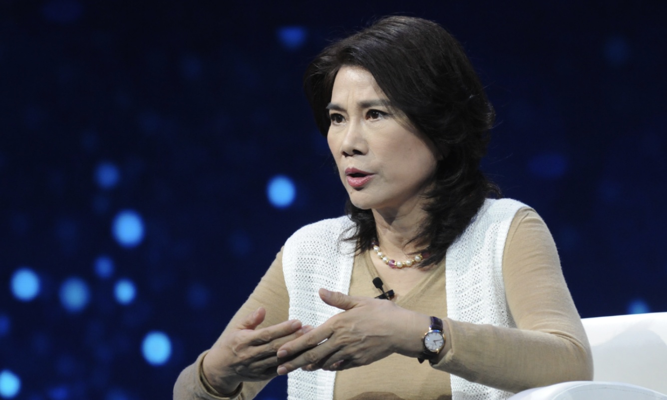 接班人选定了?董明珠指着22岁的新秘书:要把她培养成下一个我休闲区蓝鸢梦想 - Www.slyday.coM 接班人选定了?董明珠指着22岁的新秘书:要把她培养成下一个我休闲区蓝鸢梦想 - Www.slyday.coM