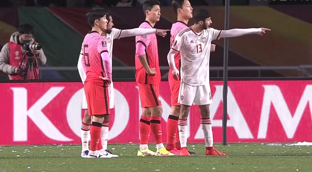 1-0！孙兴慜接连丢单刀，<a href=