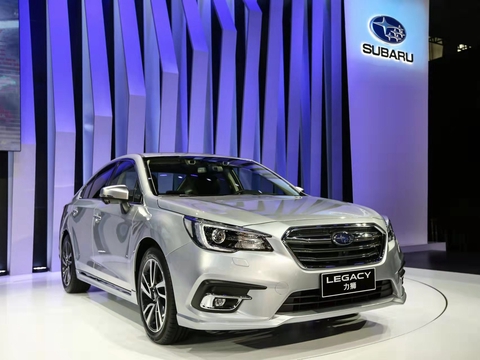 这款全系配备全时四驱的力狮 会是你面对复杂路况的好帮手