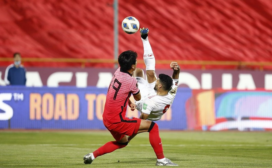 1-0！孙兴慜武磊灵魂附体，黄喜灿点球决胜，<a href=