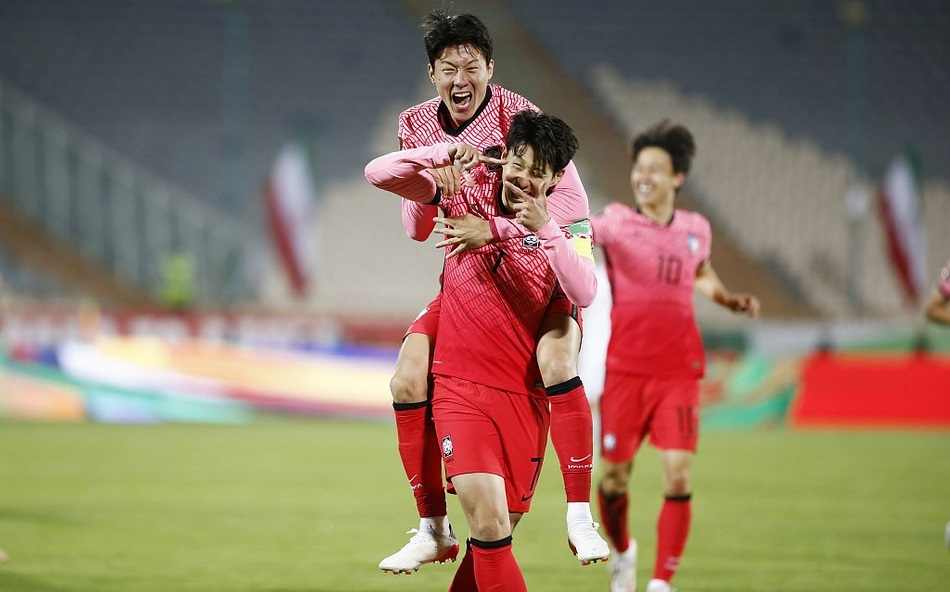 1-0！孙兴慜武磊灵魂附体，黄喜灿点球决胜，<a href=