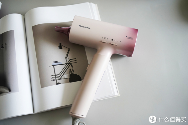 头发不好,和吹风机有没有关系?松下纳诺怡润护+吹风机真人评测:吹出好头发,真的可以!休闲区蓝鸢梦想 - Www.slyday.coM 头发不好,和吹风机有没有关系?松下纳诺怡润护+吹风机真人评测:吹出好头发,真的可以!休闲区蓝鸢梦想 - Www.slyday.coM