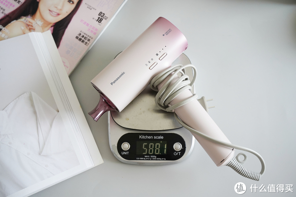 头发不好,和吹风机有没有关系?松下纳诺怡润护+吹风机真人评测:吹出好头发,真的可以!休闲区蓝鸢梦想 - Www.slyday.coM 头发不好,和吹风机有没有关系?松下纳诺怡润护+吹风机真人评测:吹出好头发,真的可以!休闲区蓝鸢梦想 - Www.slyday.coM