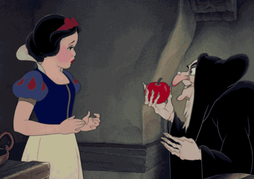 魔镜:皇后就是世界上最美的女人!