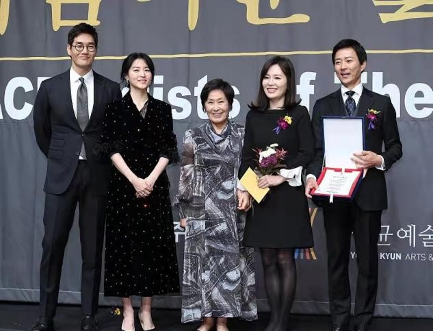 李英爱真是<a href=