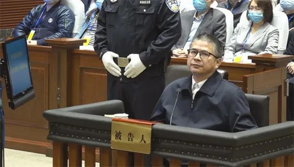被告人李健在法庭上 图片来源：广西壮族自治区高级人民法院