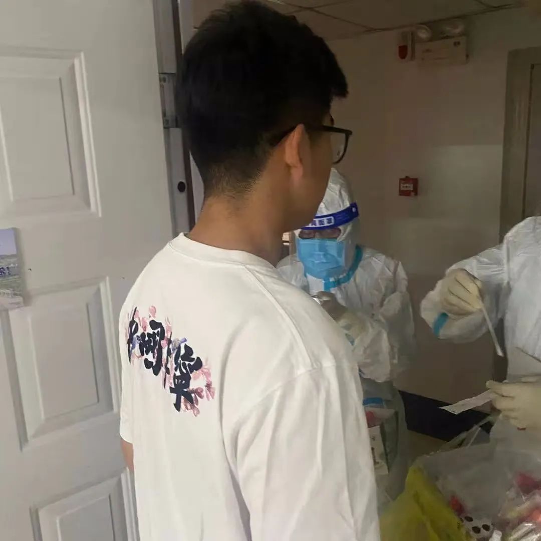 大连一大学城突增30余名确诊,均为学生!两所学校有近2万人,学生目前在寝室上网课,有人已做8次核酸休闲区蓝鸢梦想 - Www.slyday.coM 大连一大学城突增30余名确诊,均为学生!两所学校有近2万人,学生目前在寝室上网课,有人已做8次核酸休闲区蓝鸢梦想 - Www.slyday.coM