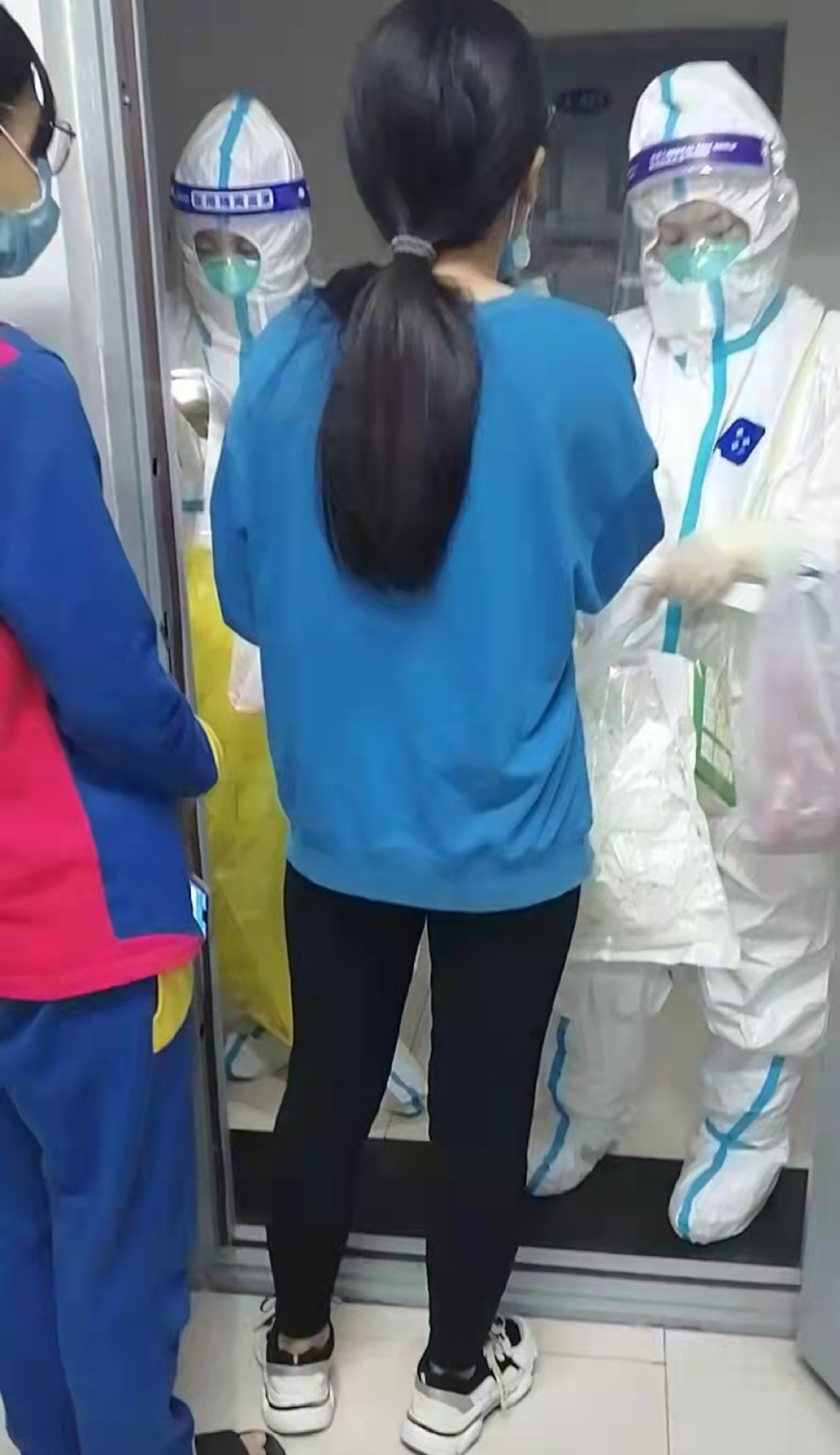 大连一大学城突增30余名确诊,均为学生!两所学校有近2万人,学生目前在寝室上网课,有人已做8次核酸休闲区蓝鸢梦想 - Www.slyday.coM 大连一大学城突增30余名确诊,均为学生!两所学校有近2万人,学生目前在寝室上网课,有人已做8次核酸休闲区蓝鸢梦想 - Www.slyday.coM