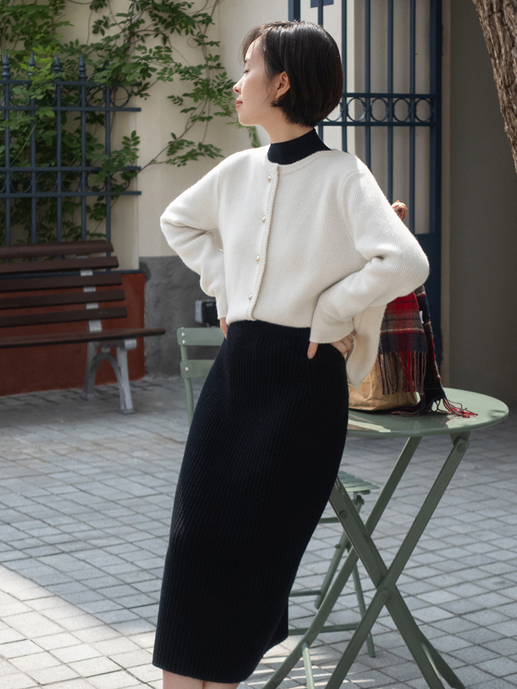 奔三奔四的怎么穿才优雅?针织衫搭配半身裙或长款,让你魅力全开 奔三奔四的怎么穿才优雅?针织衫搭配半身裙或长款,让你魅力全开