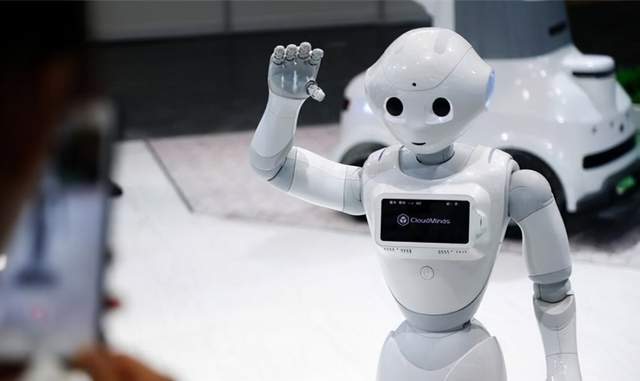 中国人工智能大突破，机器人比科学家还聪明？<a href=