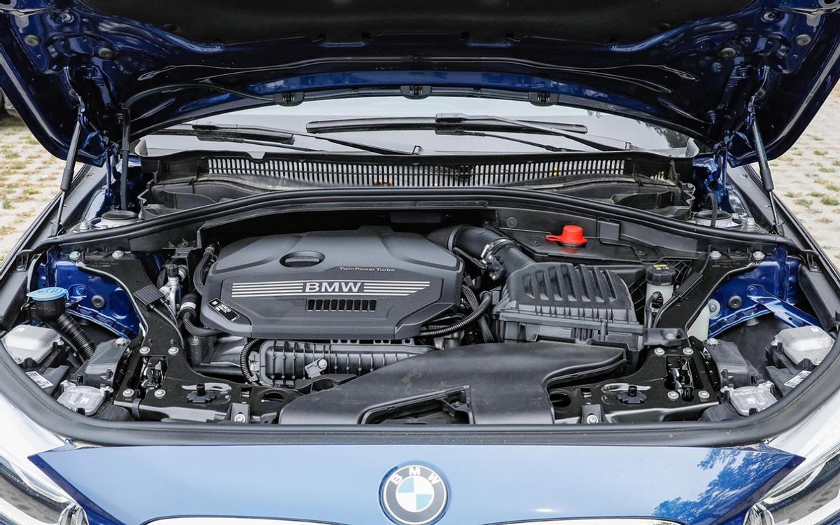 毕业就能买的3款豪华车!宝马1系最低仅13.25万,年轻人还等啥?