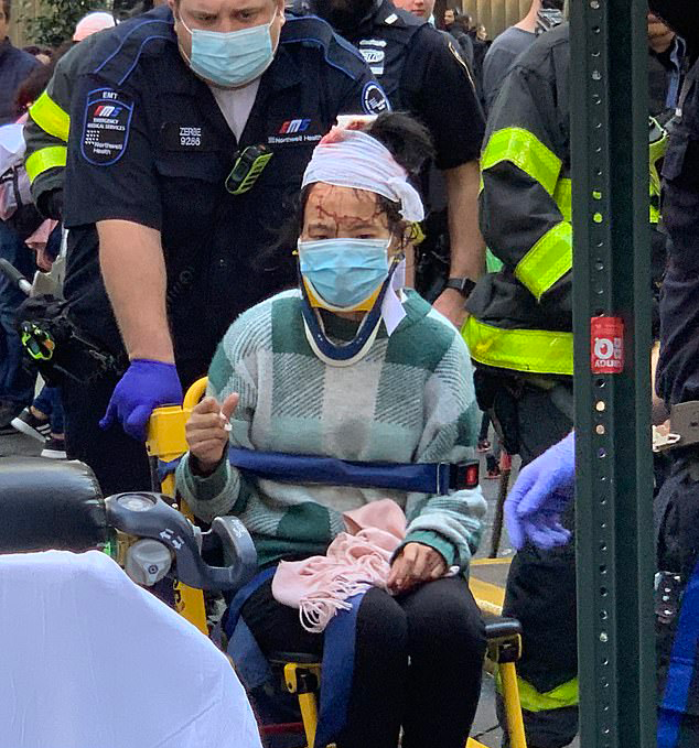 头破血流!纽约亚裔女子地铁站遭抢劫并被推下站台休闲区蓝鸢梦想 - Www.slyday.coM 头破血流!纽约亚裔女子地铁站遭抢劫并被推下站台休闲区蓝鸢梦想 - Www.slyday.coM