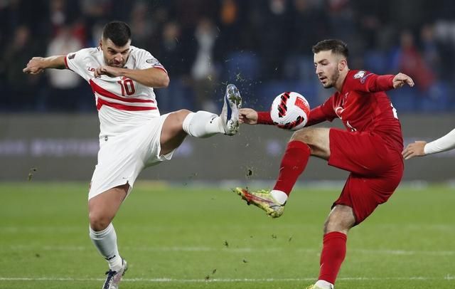 6-0,国足世界杯苦主大爆发,75%控球+轰了39脚,追到仅差<a href=