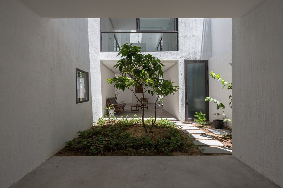 越南内向型住宅 设计：H-H Studio