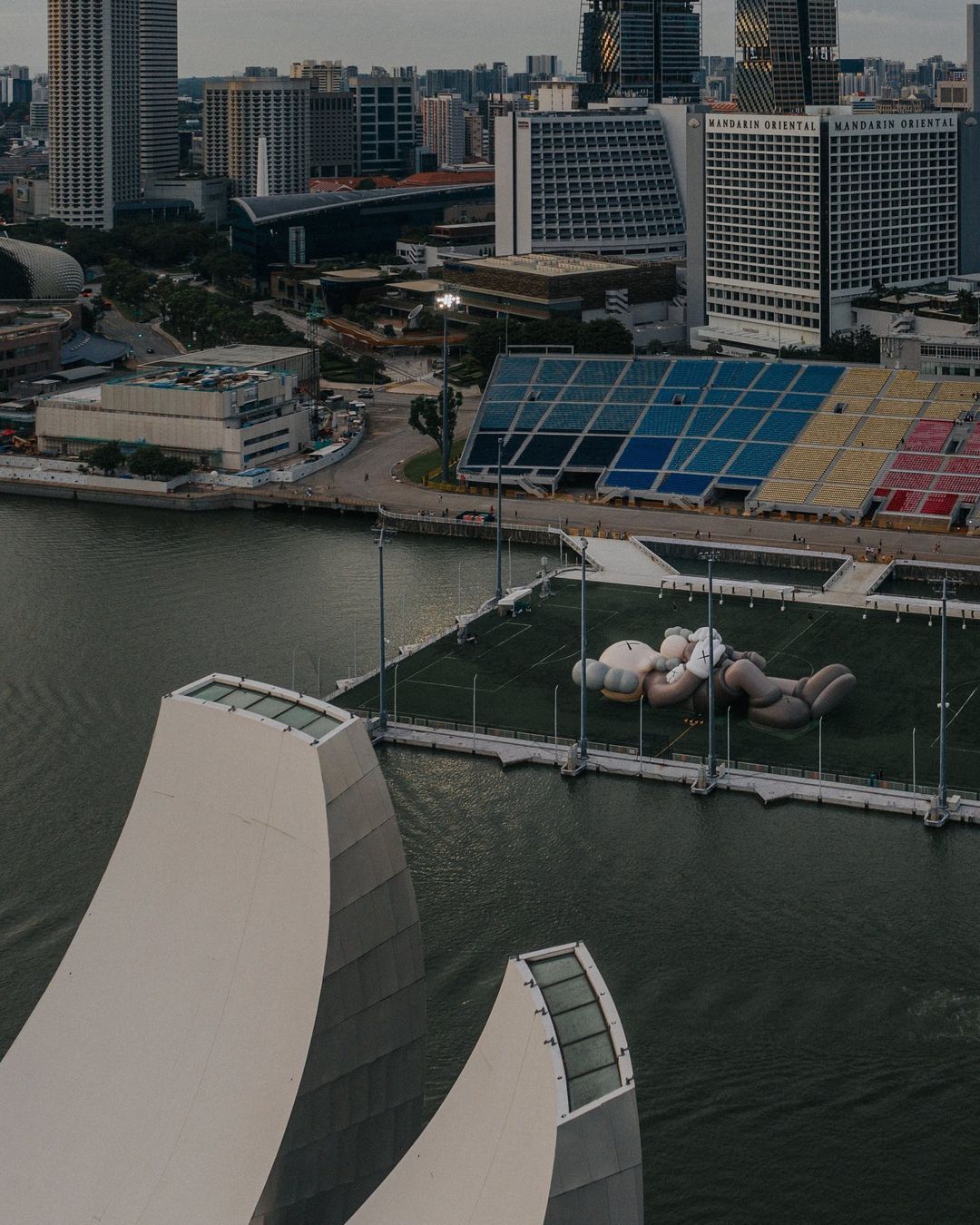 KAWS HOLIDAY ：SINGAPORE <a href=