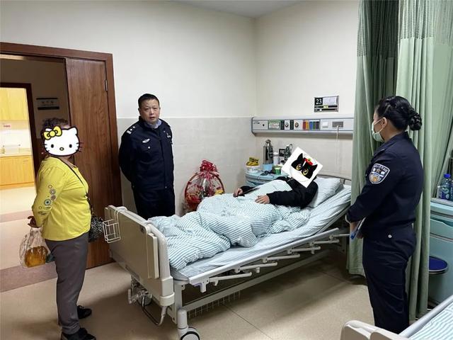 致敬!广西一辅警被“红火蚁”咬伤,三次倒地仍爬起紧追毒犯休闲区蓝鸢梦想 - Www.slyday.coM 致敬!广西一辅警被“红火蚁”咬伤,三次倒地仍爬起紧追毒犯休闲区蓝鸢梦想 - Www.slyday.coM