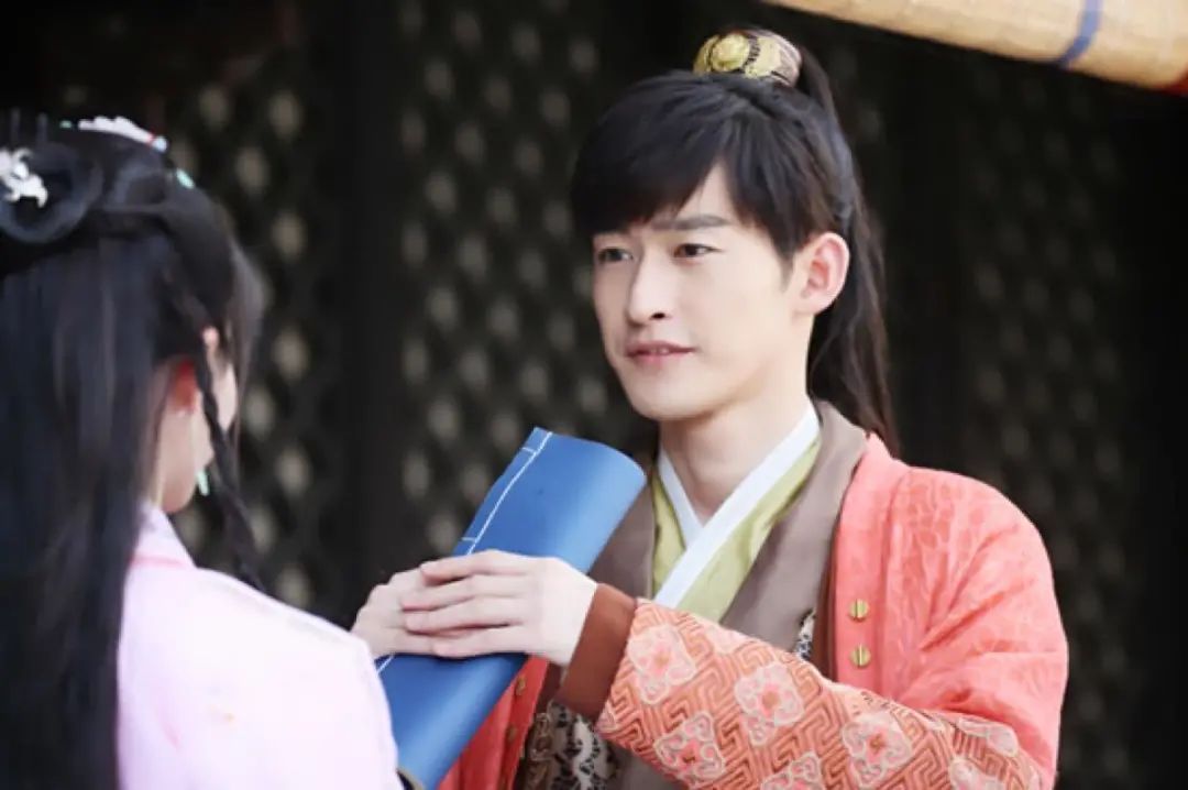 9部久不播出的剧，《余生》一波三折，《天下长安》女主已转行