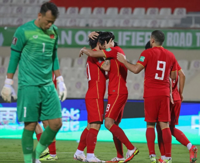 魔幻！印媒预测世预赛结果，越南0比2输沙特，却用中国媒体的图片