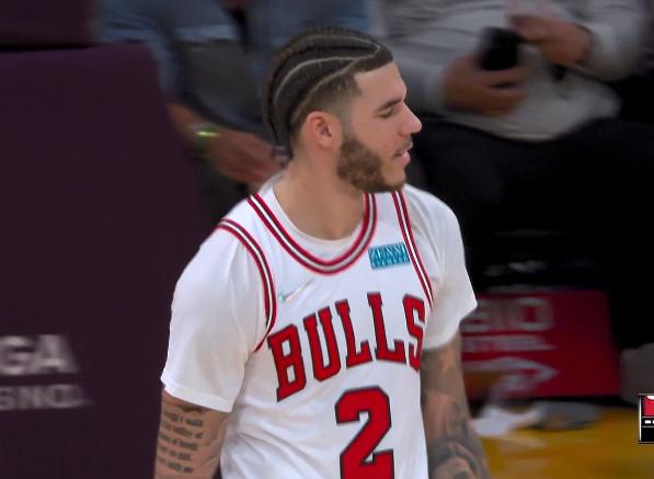 湖人被旧将7个三分击溃,浓眉遭驱逐威少25分,德罗赞38分太猛休闲区蓝鸢梦想 - Www.slyday.coM 湖人被旧将7个三分击溃,浓眉遭驱逐威少25分,德罗赞38分太猛休闲区蓝鸢梦想 - Www.slyday.coM