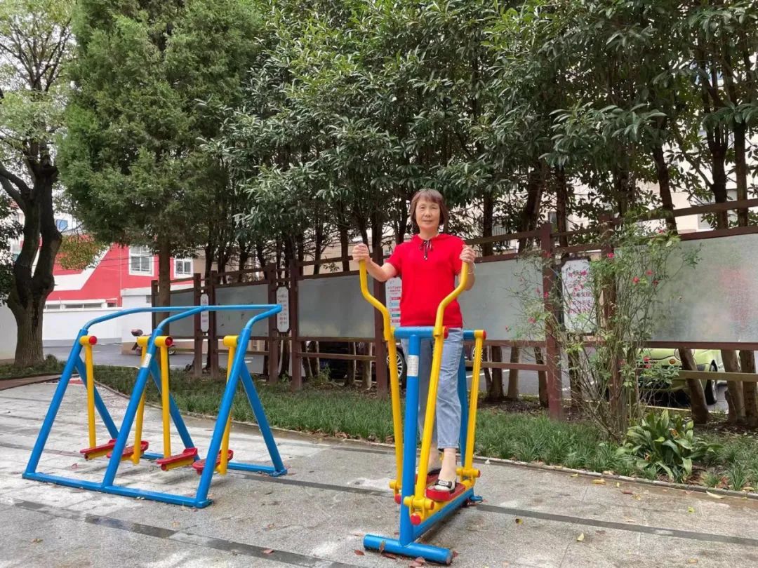 喜迎党代会 我们这五年休闲区蓝鸢梦想 - Www.slyday.coM 喜迎党代会 我们这五年休闲区蓝鸢梦想 - Www.slyday.coM