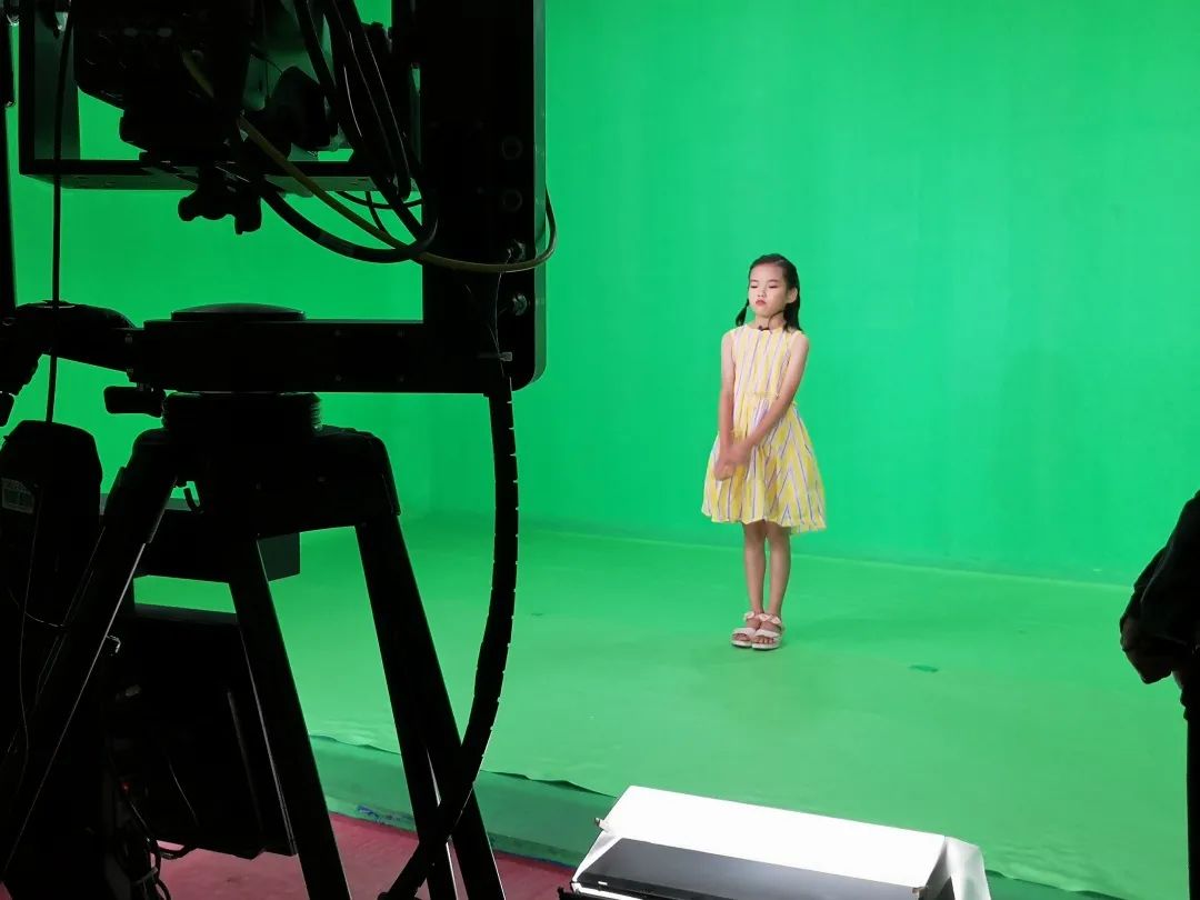 第二届《小桂英语》小主播电视大赛第二波初赛晋级名单公布休闲区蓝鸢梦想 - Www.slyday.coM 第二届《小桂英语》小主播电视大赛第二波初赛晋级名单公布休闲区蓝鸢梦想 - Www.slyday.coM