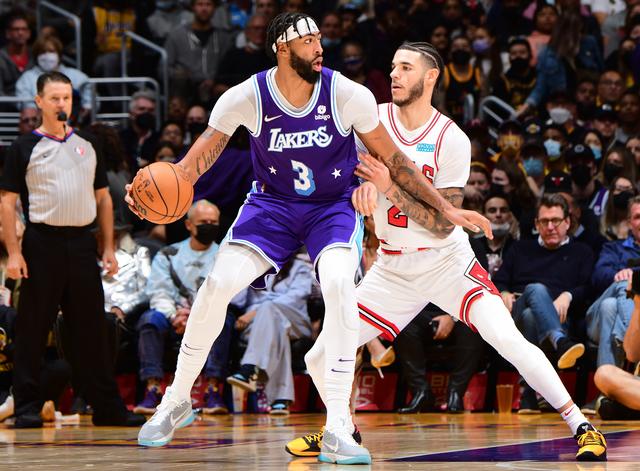 湖人被旧将7个三分击溃,浓眉遭驱逐威少25分,德罗赞38分太猛休闲区蓝鸢梦想 - Www.slyday.coM 湖人被旧将7个三分击溃,浓眉遭驱逐威少25分,德罗赞38分太猛休闲区蓝鸢梦想 - Www.slyday.coM