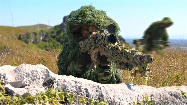 燃侦察兵出击