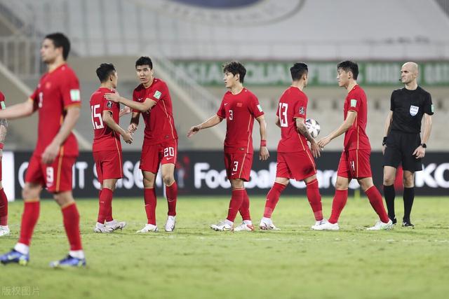 世预赛出线最新概率:国足为0%,彻底没戏,剩余4场沦为李铁练兵休闲区蓝鸢梦想 - Www.slyday.coM 世预赛出线最新概率:国足为0%,彻底没戏,剩余4场沦为李铁练兵休闲区蓝鸢梦想 - Www.slyday.coM