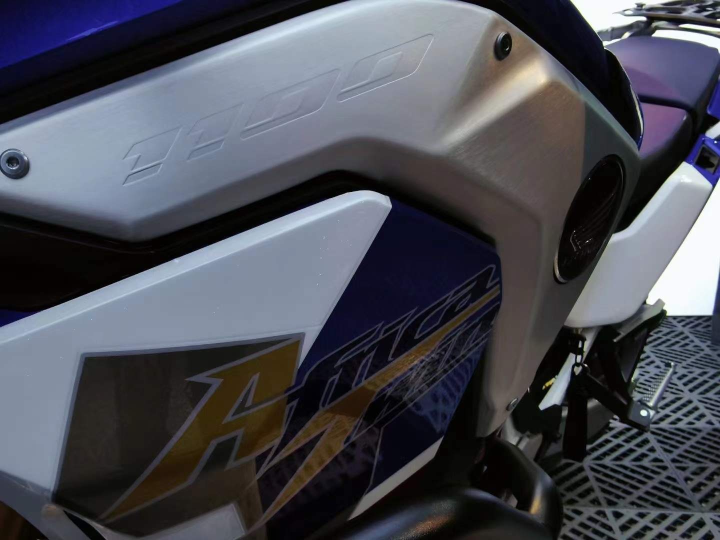本田crf1100,2021非洲双缸crf1100 旗舰冒险机车就是这辆本田crf1100lafricatwin