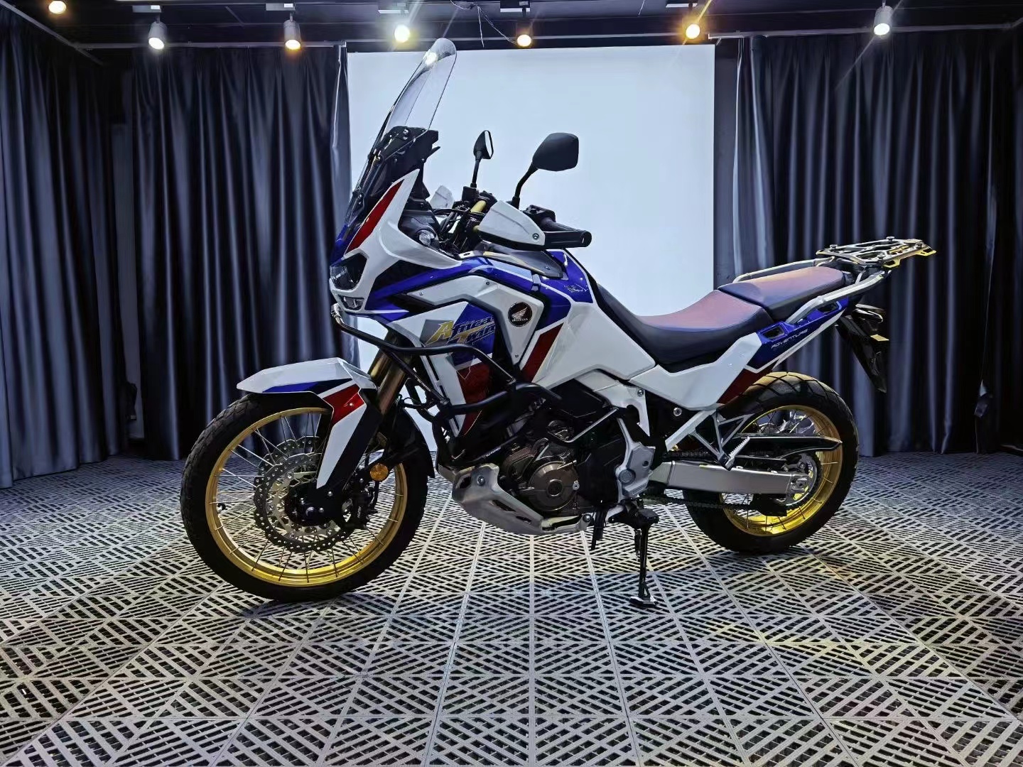 本田crf1100,2021非洲双缸crf1100 旗舰冒险机车就是这辆本田crf1100lafricatwin