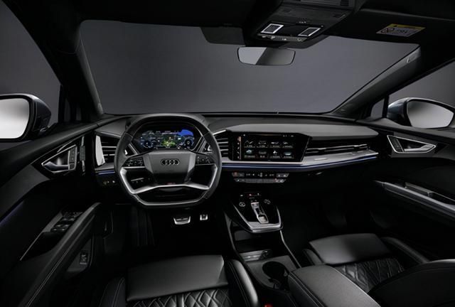 神仙打架,广州车展纯电汽车占据C位休闲区蓝鸢梦想 - Www.slyday.coM 神仙打架,广州车展纯电汽车占据C位休闲区蓝鸢梦想 - Www.slyday.coM