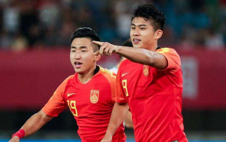 别再执着于骂李铁！对比日本、<a href=