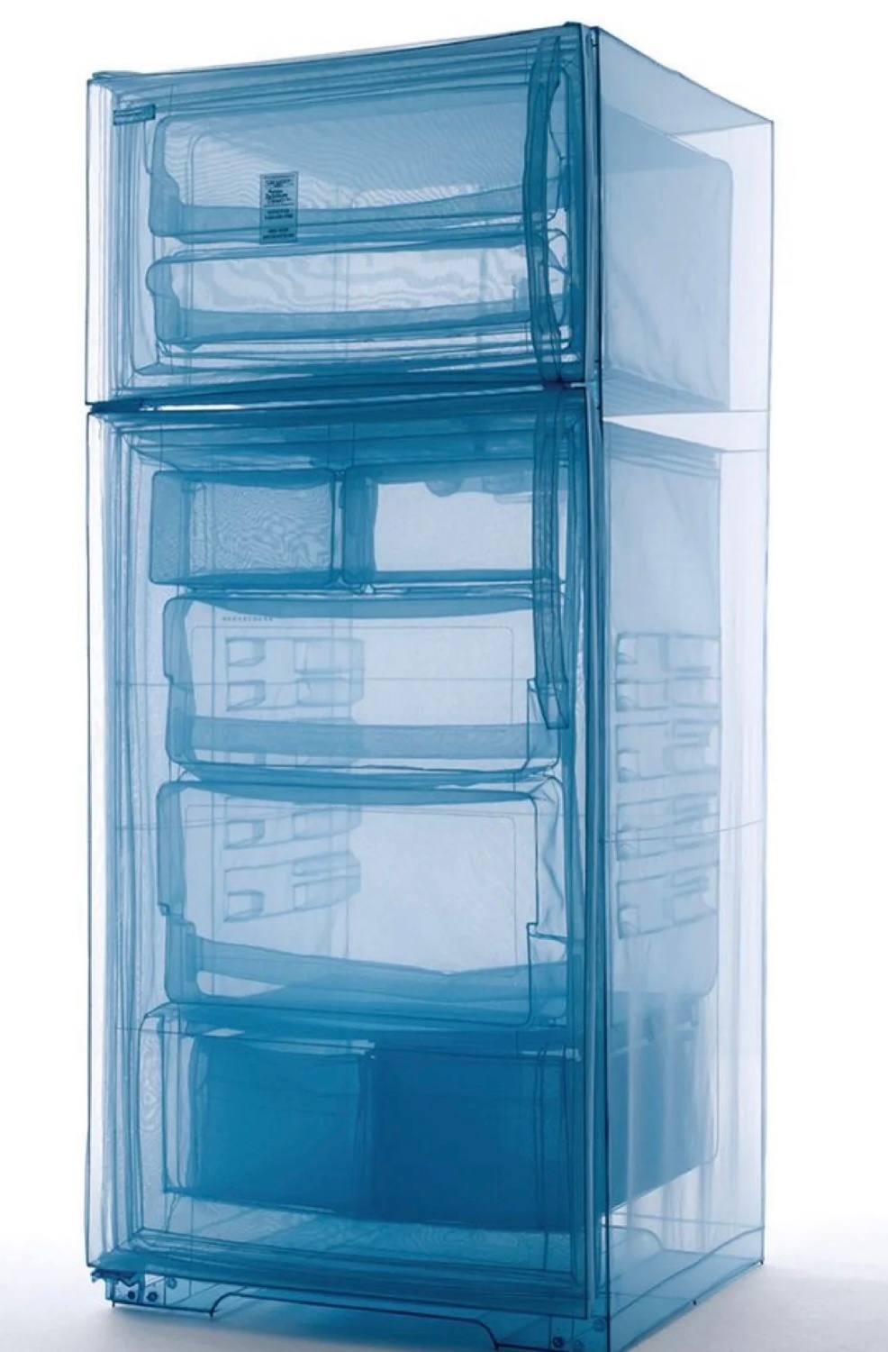 Do Ho Suh是一位以雕塑和装置而闻名的<a href=