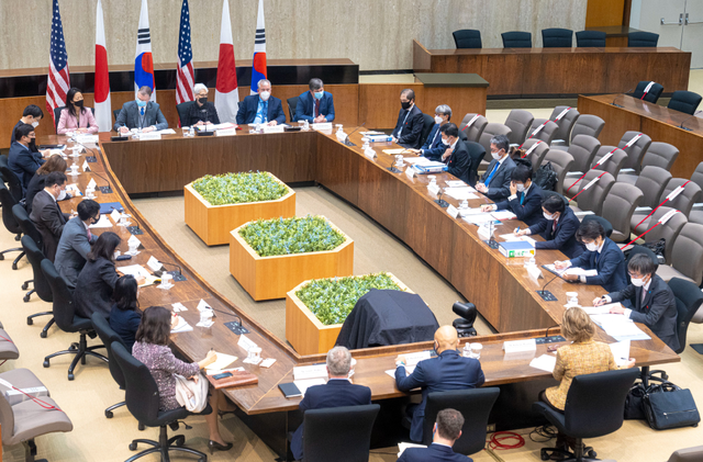 在美国地盘上，日本和<a href=