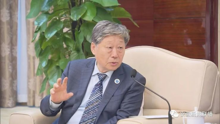 安徽省委书记郑栅洁、省长王清宪与张瑞敏、洪清华等企业家会谈休闲区蓝鸢梦想 - Www.slyday.coM 安徽省委书记郑栅洁、省长王清宪与张瑞敏、洪清华等企业家会谈休闲区蓝鸢梦想 - Www.slyday.coM