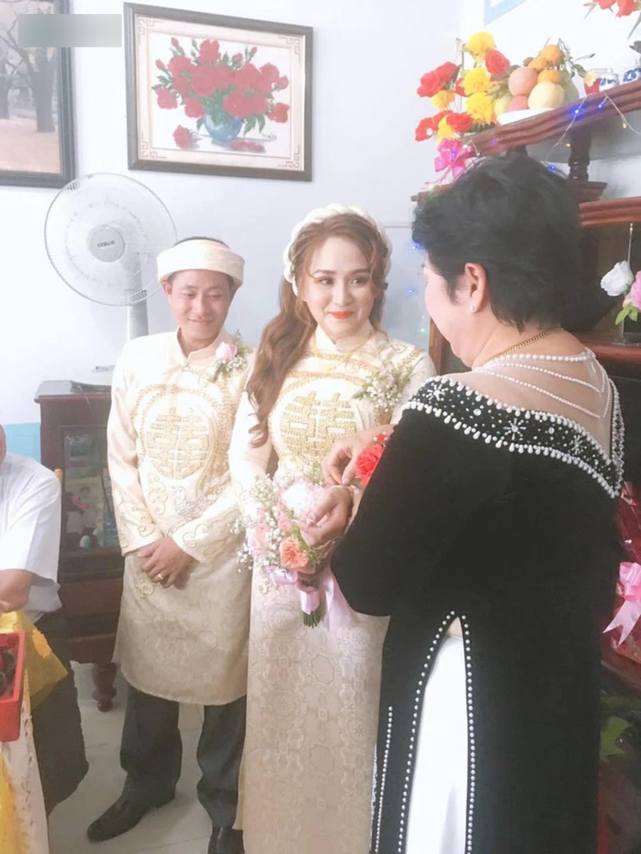 越南单亲妈改嫁女儿哭求别走,影片疯传被闹爆,事主受访结局逆转