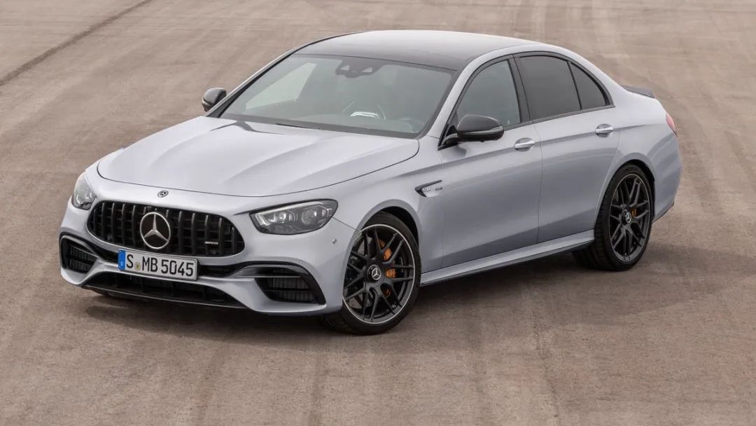 奔驰amge63s报价,奔驰amgc63s报价及图片 奔驰发新车 2021mercedes–amg e63s(配置|询价) 国内即将发布!
