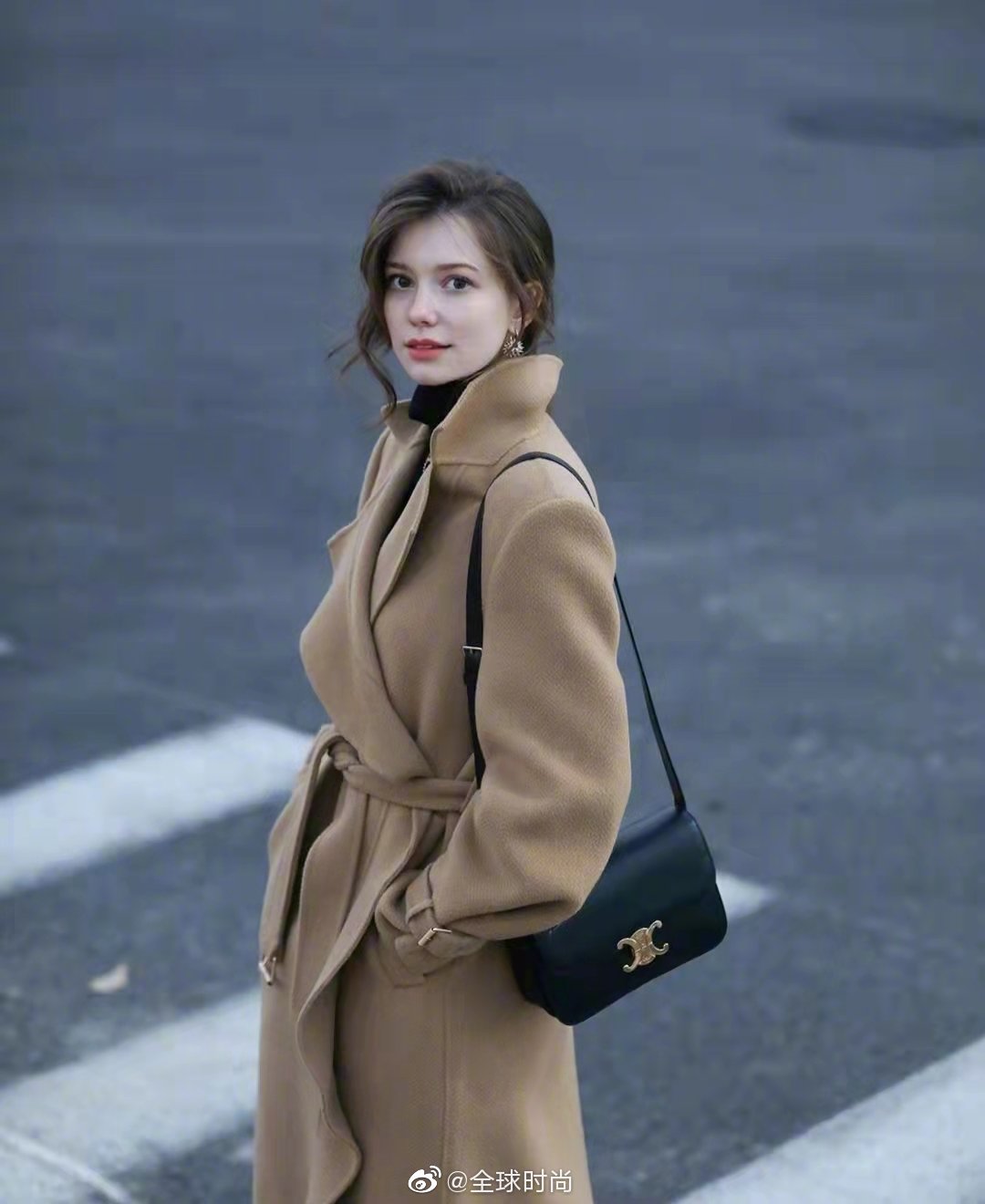 风格百变的时尚丽人 白<a href=