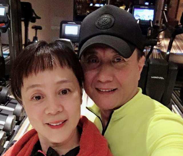 大器晚成的男演员，演《人民的名义》走红，如今66岁婚姻很幸福