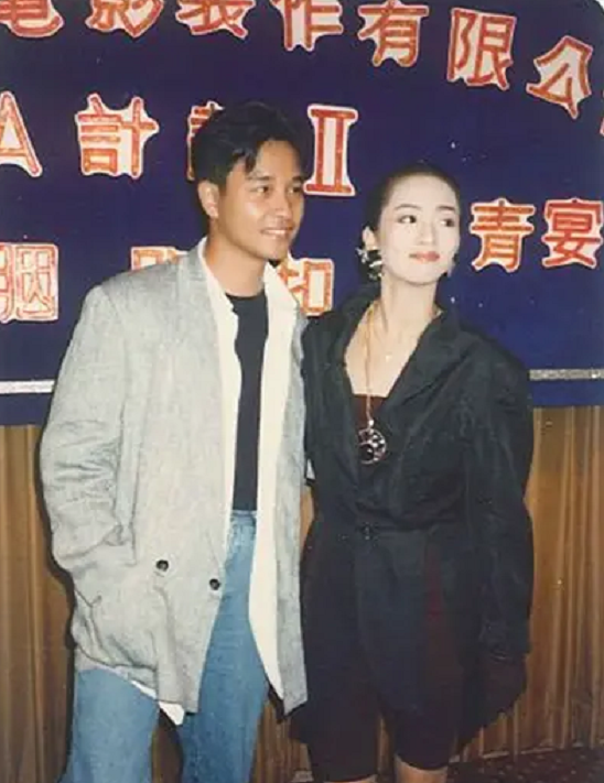 关锦鹏曝《胭脂扣》往事：梅艳芳用片约当筹码，才换得张国荣出演