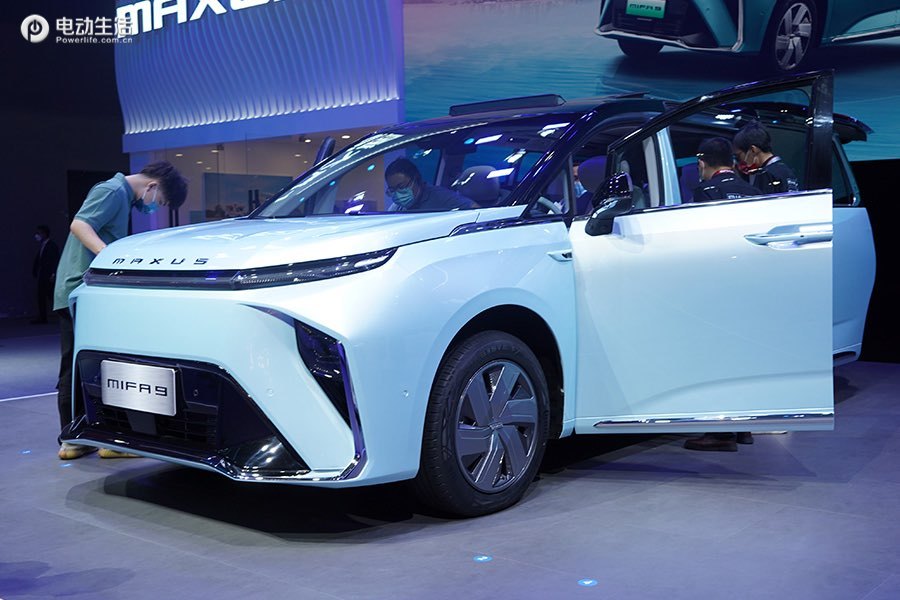 2021广州车展:上汽大通全尺寸MPV——MIFA 9全球首发休闲区蓝鸢梦想 - Www.slyday.coM 2021广州车展:上汽大通全尺寸MPV——MIFA 9全球首发休闲区蓝鸢梦想 - Www.slyday.coM