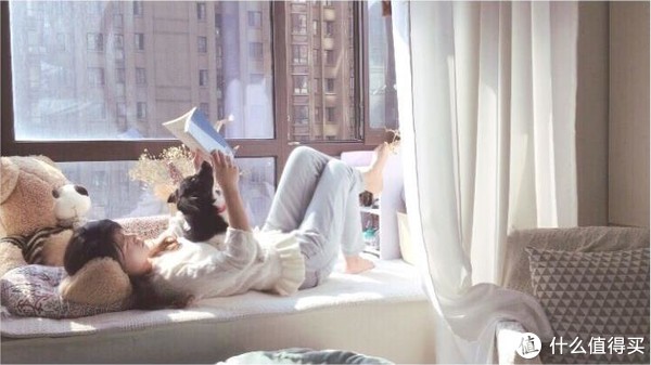 鸡肋飘窗改造:冬季暖阳中的小憩之地,这样设计邻居都羡慕哭了!休闲区蓝鸢梦想 - Www.slyday.coM 鸡肋飘窗改造:冬季暖阳中的小憩之地,这样设计邻居都羡慕哭了!休闲区蓝鸢梦想 - Www.slyday.coM