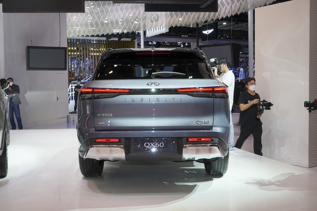 2020款英菲尼迪qx60,英菲尼迪qx60内饰 q50l后英菲尼迪第三款国产车,这台车的概念车qx60 monograph早在2020
